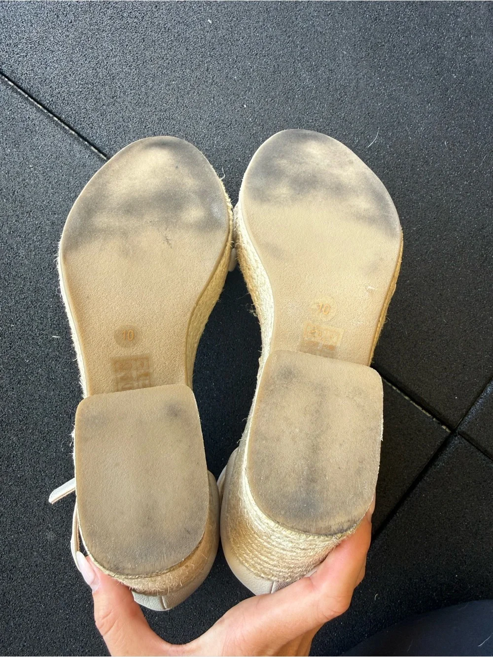 Oasis Society Wedge